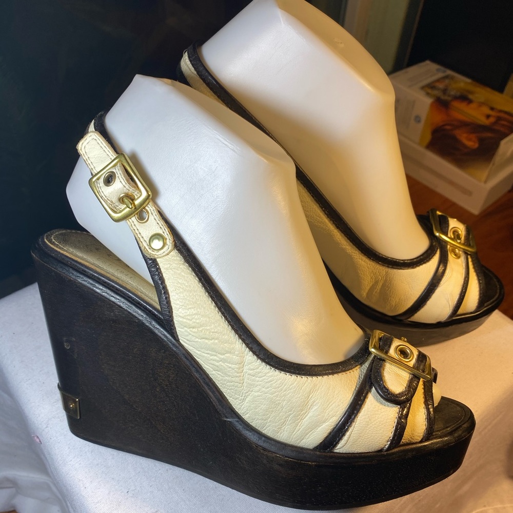COACH SHOES SIZE 6.5 PLATFORM WEDGE PEEP Toe